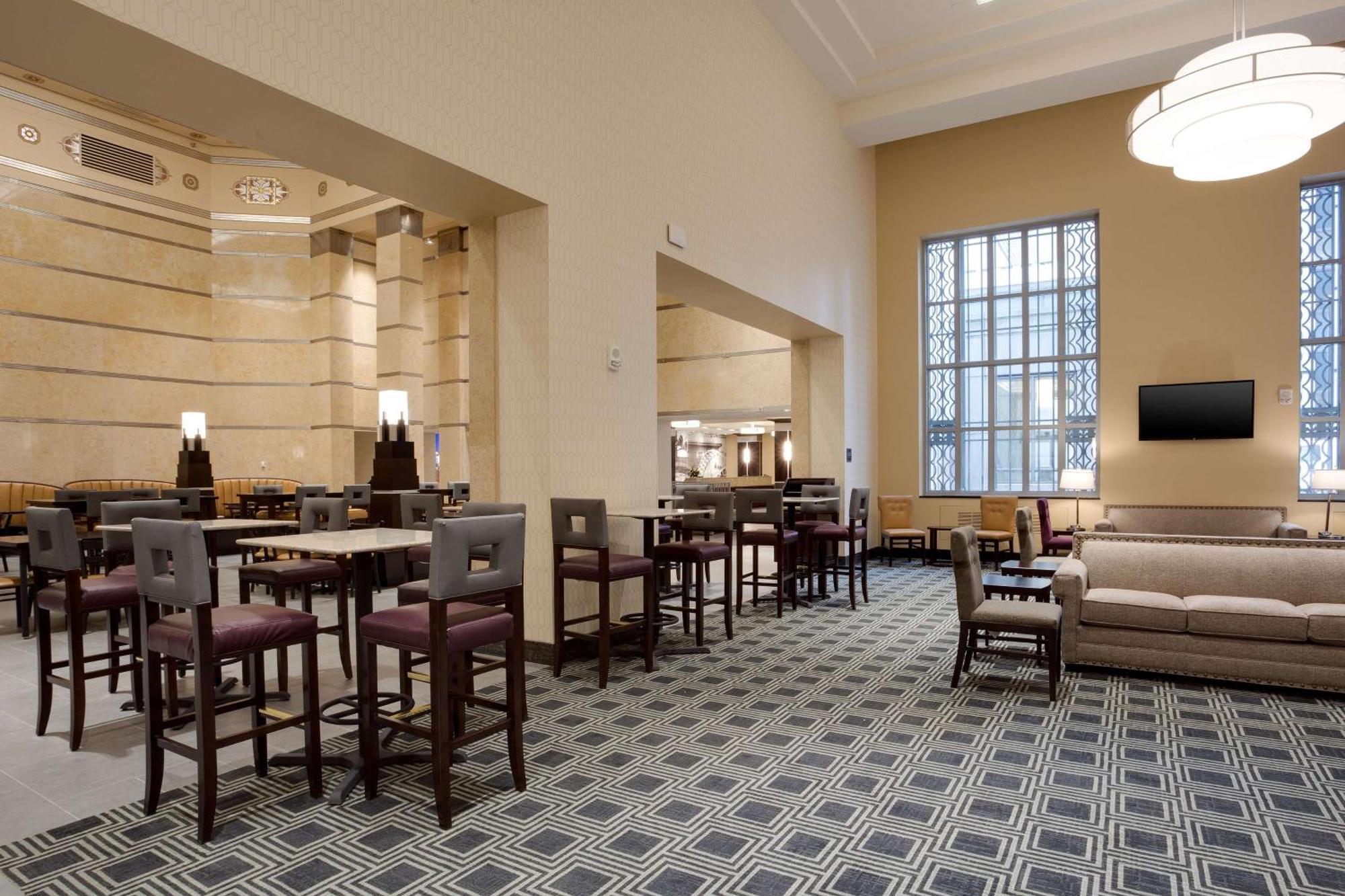 Drury Plaza Hotel Pittsburgh Downtown Екстериор снимка