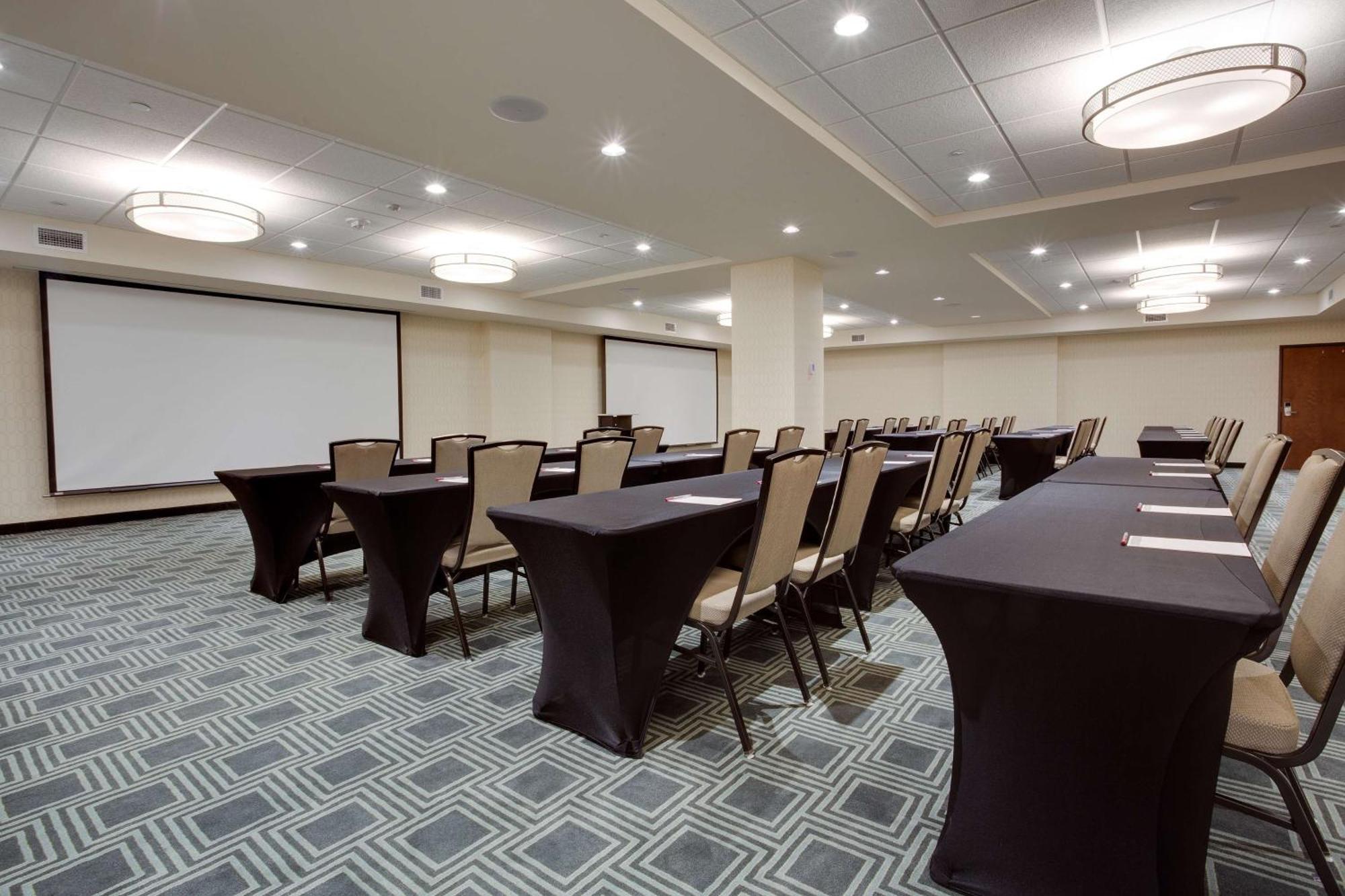 Drury Plaza Hotel Pittsburgh Downtown Екстериор снимка